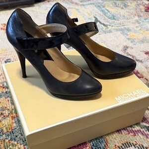 Michael Kors black Maryjane nubuck leather Heels size 7.5